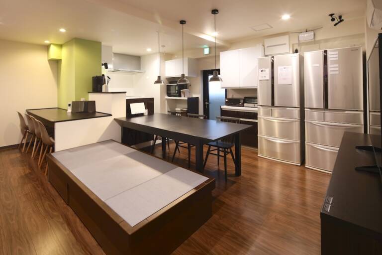 SHARE HOUSE 180° 桜本町