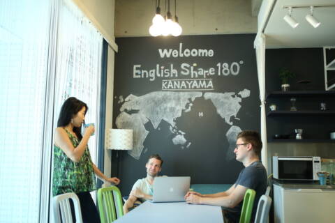 SHARE180°